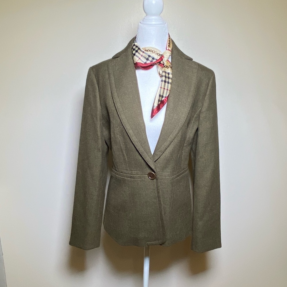Ann Taylor  100% Wool Tweed Equestrian Blazer in dark green single butto…